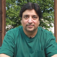 Hisham Sarwar 🇵🇰